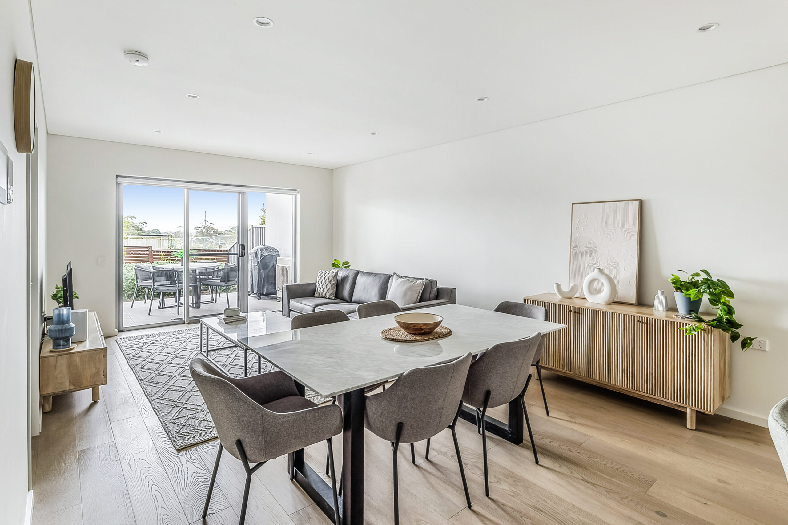 Lovely 3-Bed with Alfresco Dining by Attractions